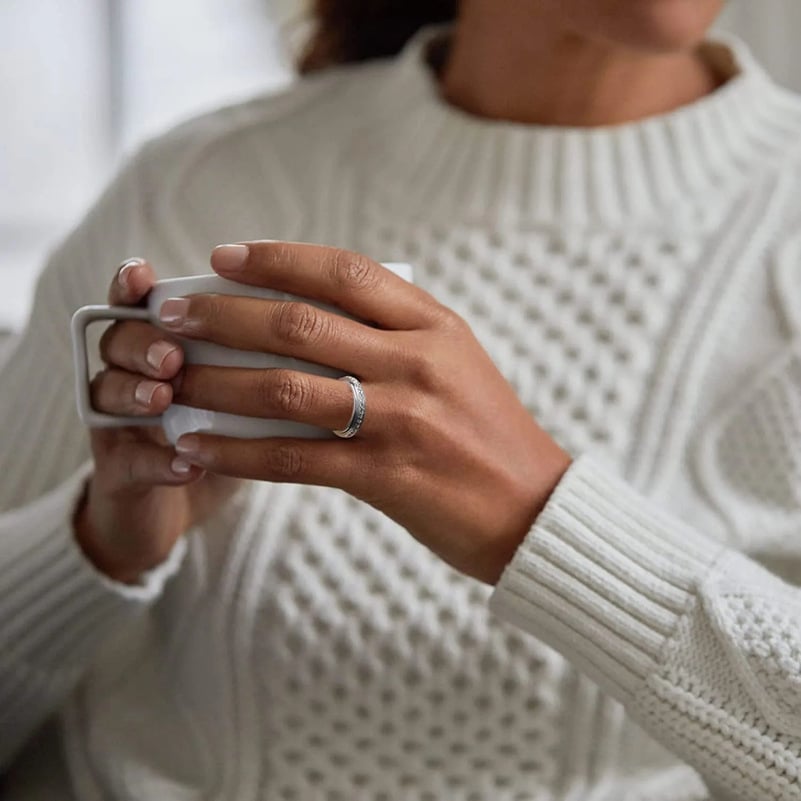 💍Roterende krystalring, lindrer angst, symboliserer løfter og held, vandtæt og farvefas